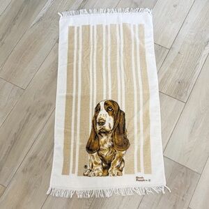 Vintage CANNON MILLS HUSH PUPPIES Basset Hound Fringed Terry Towel 21” X 39”